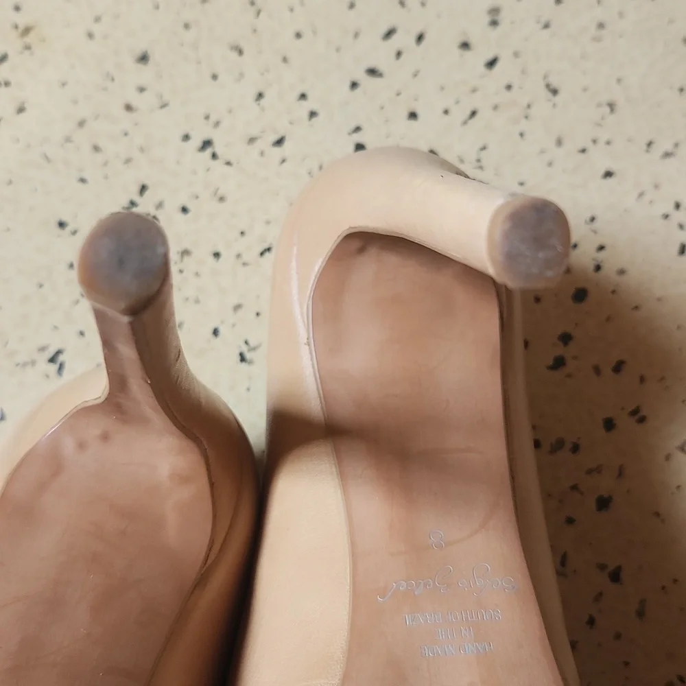 Sergio Zelcer hand-made leather platform pumps size 8 EUC nude